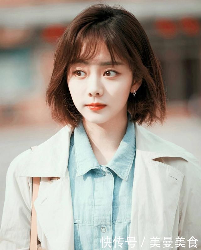 为什么有些女生长得普通，却有一种美人感，看这4点你就明白了