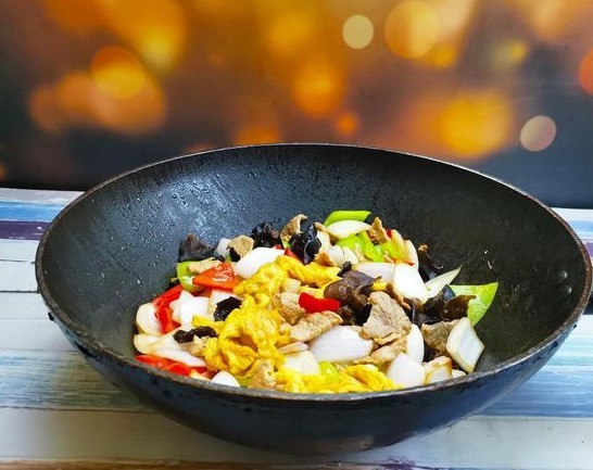 小炒|餐桌上的天然杀菌菜，1斤不到1块，入秋要多做给家人吃