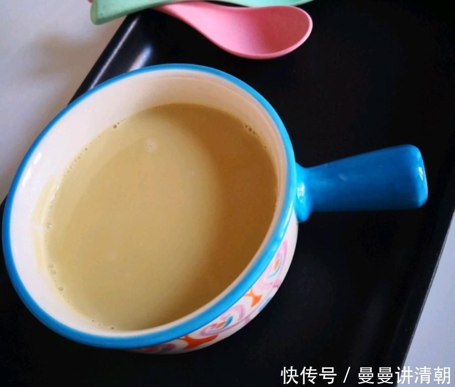 固醇类|白发最怕喝这东西，一杯5毛，每天喝1点，不脱发更加乌黑油亮！