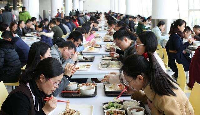走红|这些天又走红朋友圈的富士康,关于它的路数你懂得多少呢