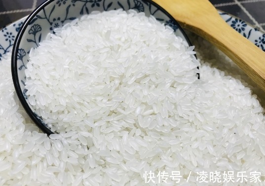 发霉|大米容易受潮爱生虫教你4个保存大米小妙招，存放时间长不生虫
