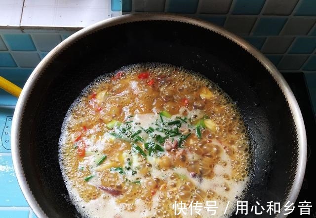 羊杂|一个人吃饭也不将就，千张配它煮一锅，酸辣开胃，好吃管饱不长肉！