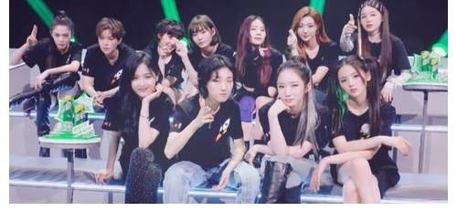 青春有你2|3方面比較兩個(gè)團(tuán)，THE9和火箭少女101誰的發(fā)展更好？