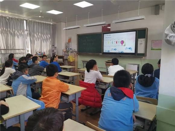 二等奖|[浦东]进才实验小学:心悦心绘心陪伴 我悦我绘我成长——记心理月活动