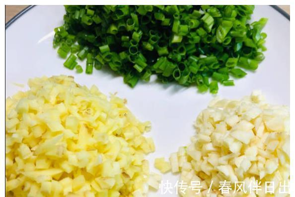 红烧豆腐|豆腐的绝美做法，有条件多吃几顿，做一次吃的汤都不剩，真的值了