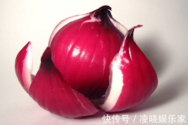 大蒜素|洋葱是“血管清道夫”,常吃身体有3个好处,但有一个禁忌需留意