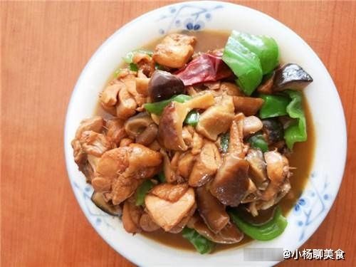 鸡肉饭|它是“最佳拌饭菜”，有它在多吃两碗饭，汤汁浓郁，肉质嫩滑！