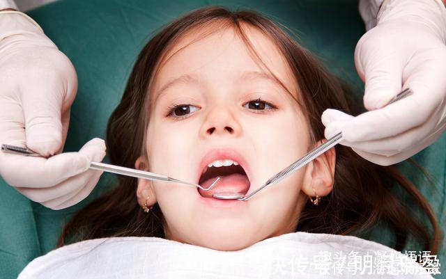 美国儿科学会|孩子开始刷牙的正确时间，不是1岁不是2岁，而是这个年龄