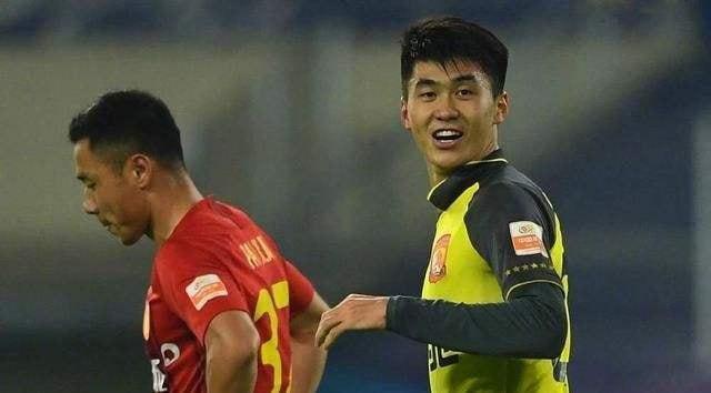 李霄鹏|早上5点!北京媒体曝争议猛料:李霄鹏做出意外决定,国足成笑话