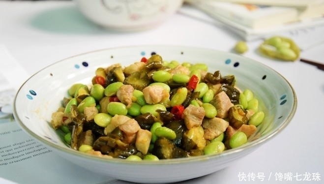 毛豆炒肉末,颜色鲜绿又香又嫩,超好吃的下饭菜,拯救你的食欲