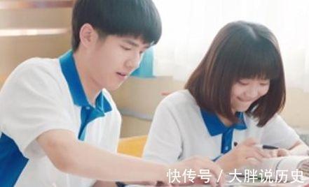 早恋|初中女孩的爱情观作文火了,网友:活了二十几年也没她看得透彻