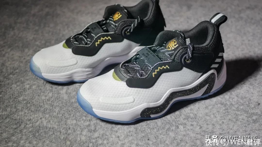 惊喜|adidas 米切尔3代实战：性能在线 稳定有余 惊喜不足