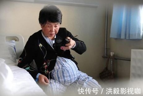 开销|60岁老太不顾众人反对,冒死生下双胞女儿,如今过得咋样了