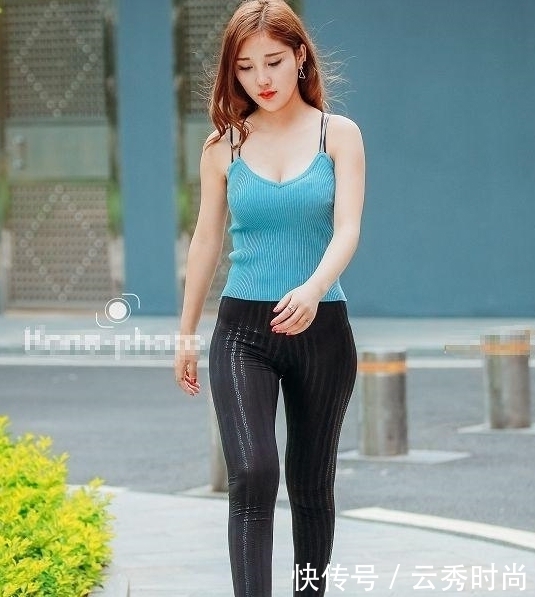 唯美|清新减龄又甜美显气质,打底裤给人一种小清新的唯美感觉