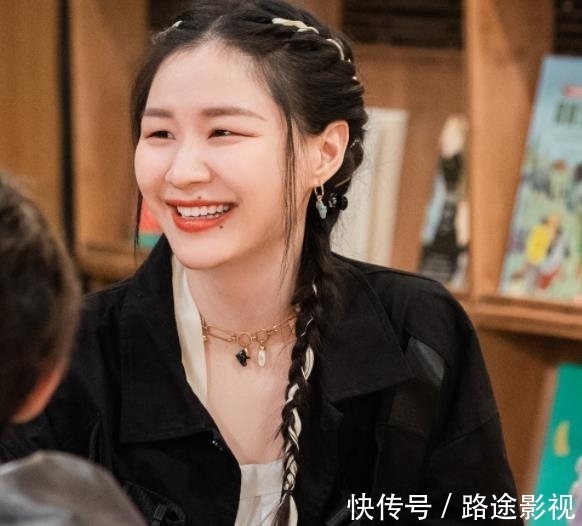 奇异剧本鲨|资深玩家给出好评,王源自带顶级流量,7.1分也救不活这档综艺