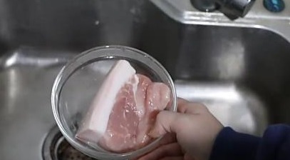 炖肉|不管炖什么肉，“两种东西”不要放，难怪你炖的肉质腥柴不入味！