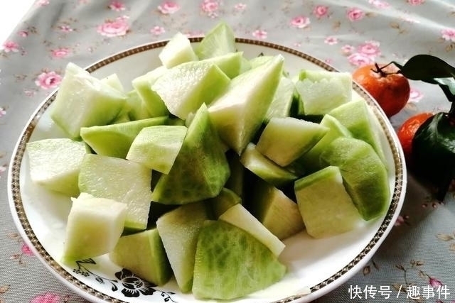 羊腿|做羊肉最忌放大料,羊肉这样做,一羊两吃,二斤羊肉不够吃