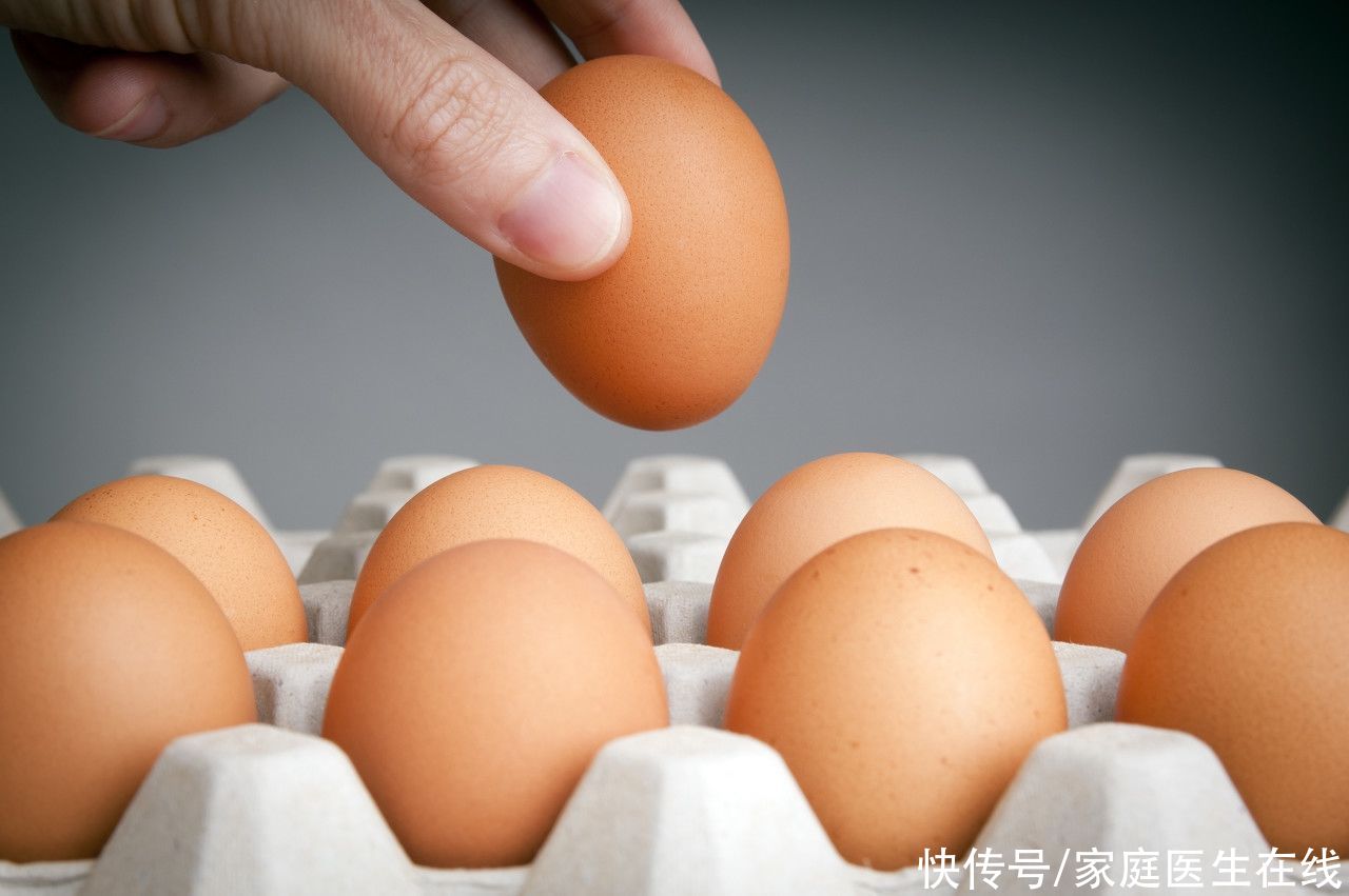 中年|吃鸡蛋专挑土鸡蛋？喜欢双黄蛋？吃鸡蛋的4大误区，快看看你中招了没