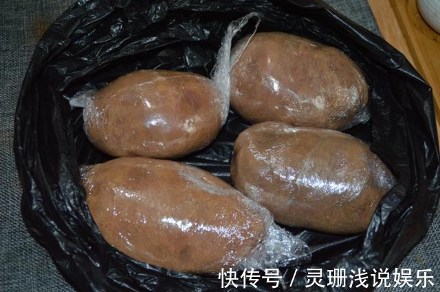 塑料袋|今天才发现,土豆这样保存,放一年不发芽不变绿,真的太实用了