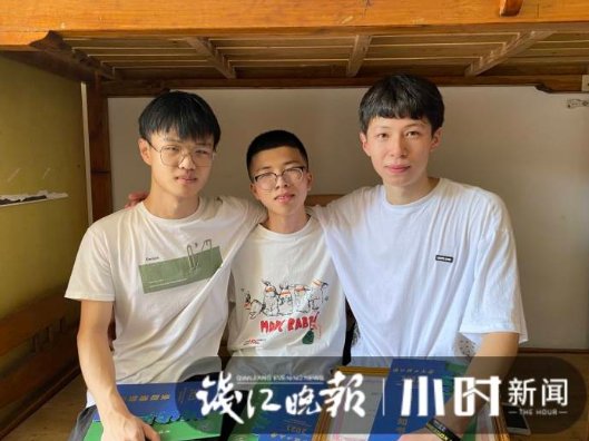 徐家伟|神仙男生寝室！中专三名室友成功逆袭，还携手考入同一所大学