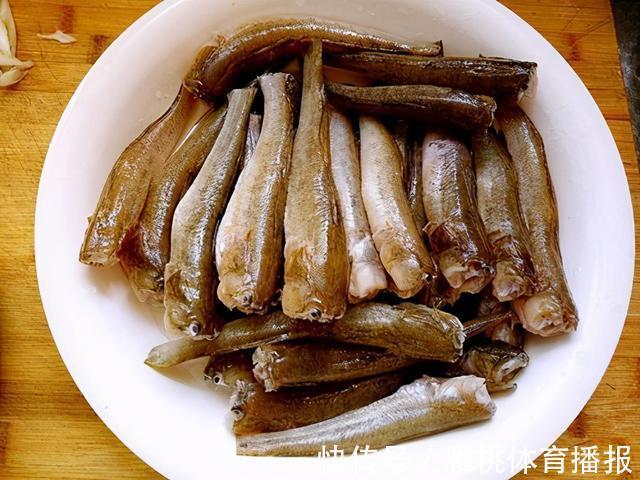 鱼身|软炸小光鱼怎么烹制?软炸小光鱼的做法