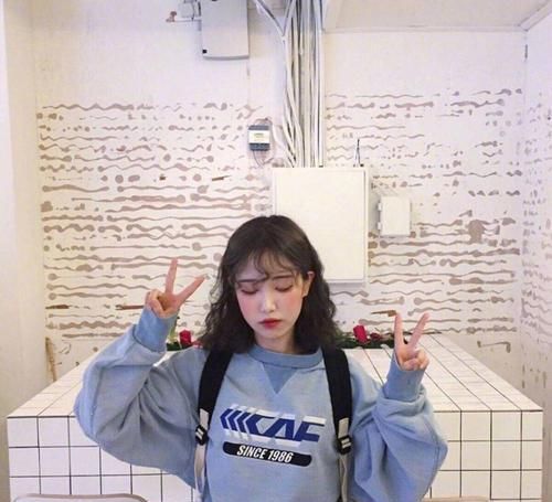 脸比较小像瓜子脸, 适合仙女烫或者蛋卷头吗?