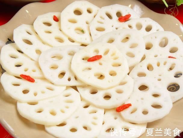 污血|女人來“月經”時, 常吃這幾種食物, 幫你污血排干凈, 子宮更溫暖