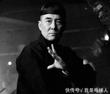 赶紧|20米内张作霖连开数枪打不到他,得知此人来路,老张赶紧“拜帅