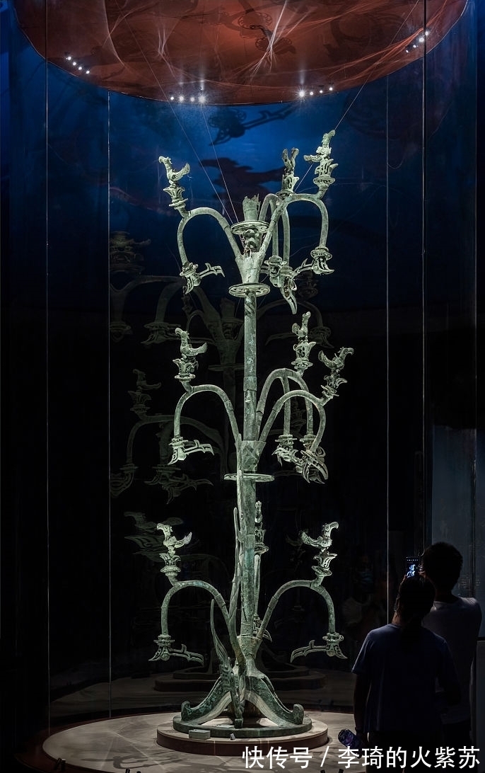 古蜀国$三星堆挖出华夏文明的真相，山海经竟然是古文明史书