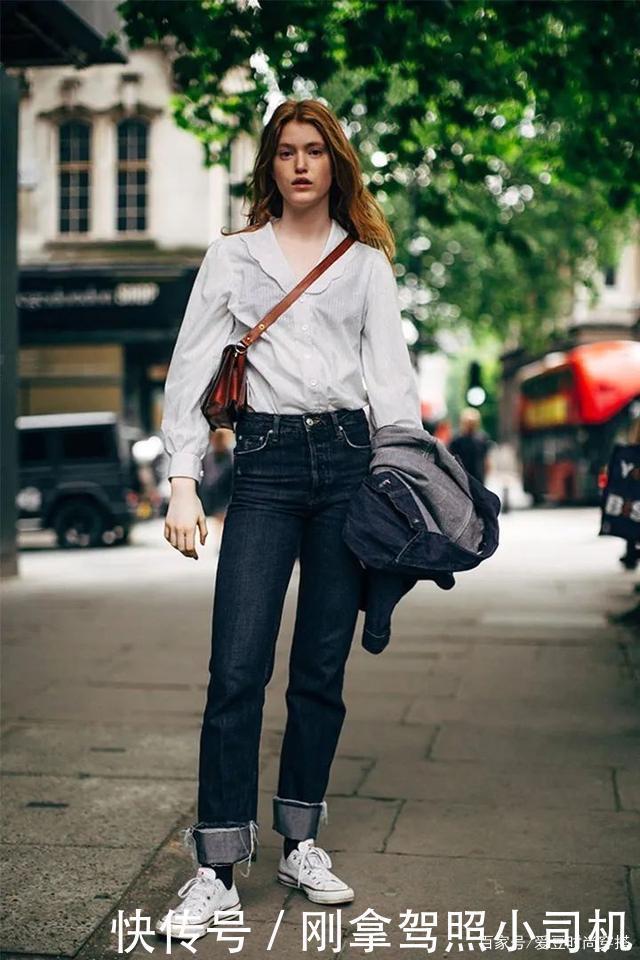 先别买针织衫!今秋必买的上衣是这件,配西装外套太好看了