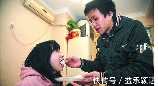 早期妊娠|怀孕2个月肚子大的走不动,检查后全家人既欢喜又忧愁