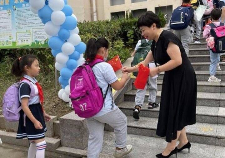 各学校|开学啦！威海25万名中小学生正式开启新学期