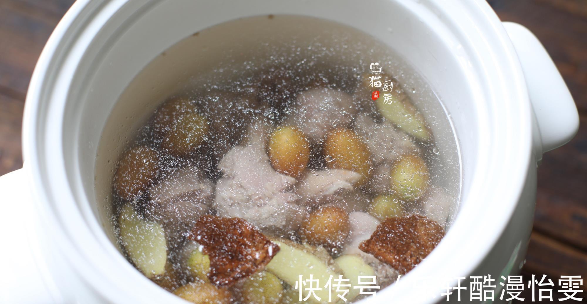 黄皮果|天热出汗多,广东人就用这应季水果煲汤,和鸭肉是绝配,健脾润肺