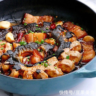 让食客踏破门槛的的河鳗烧肉做法，学会了你也能火