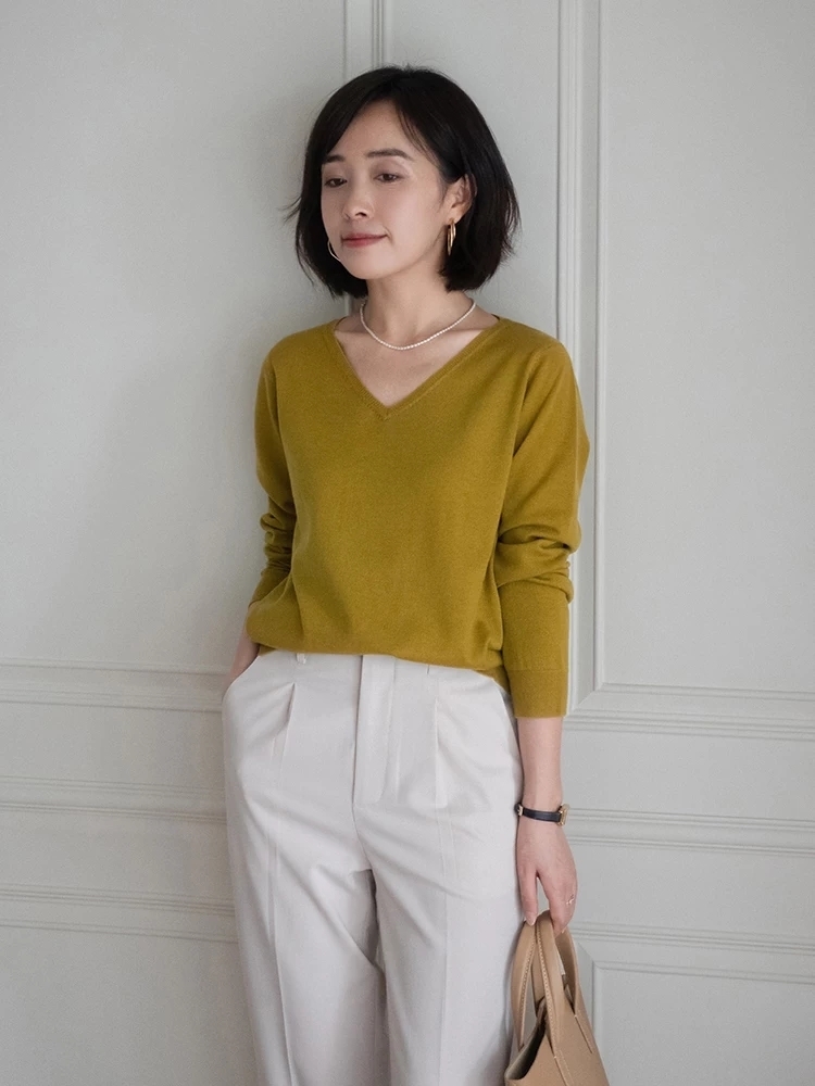 气质|3、40岁小个子该怎么穿?卫衣搭配半身裙时髦显高,还能提升气质