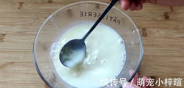 糯米粉|豆浆和糯米粉试试这样做,比雪媚娘还好吃,软糯拉丝放三天也不硬