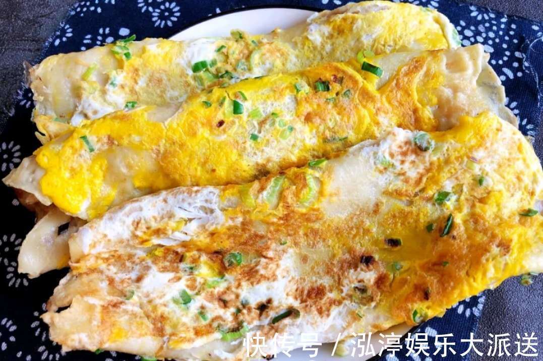 家人|巨好吃的早餐鸡蛋饼，10分钟做了3张，赶紧做给家人吃！