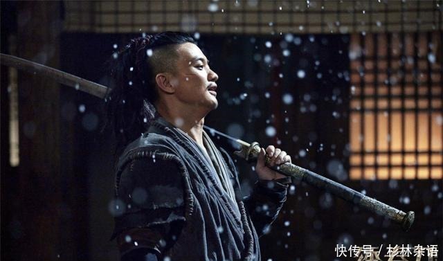 可悲的是,我们的演员数量不够了!