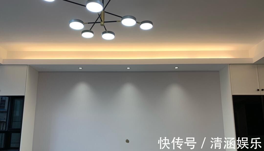 吊顶|她家面积不大,入户鞋柜非常实用,橱柜不到顶很方便使用,晒晒
