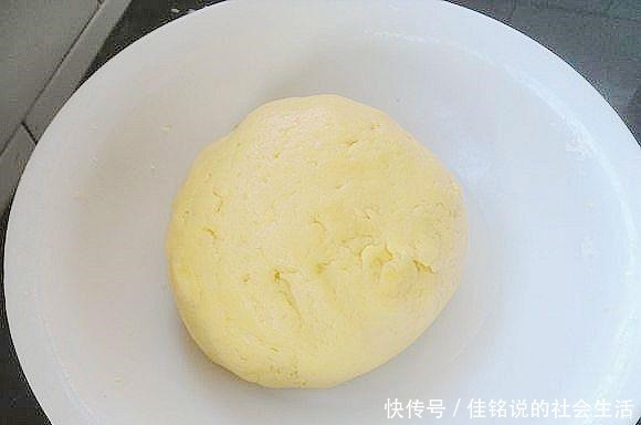 原来做桃酥这么简单!按照这个方法做绝对零失误,咬一口酥到掉渣