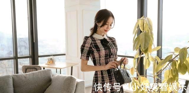 条纹|娃娃领条纹亚麻连衣裙,俏皮又成熟的穿搭!