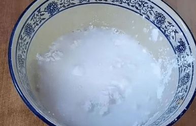 搅拌|天热别忘做这个吃，不用熬，放碗中一蒸，浇上料一人一碗，真爽口