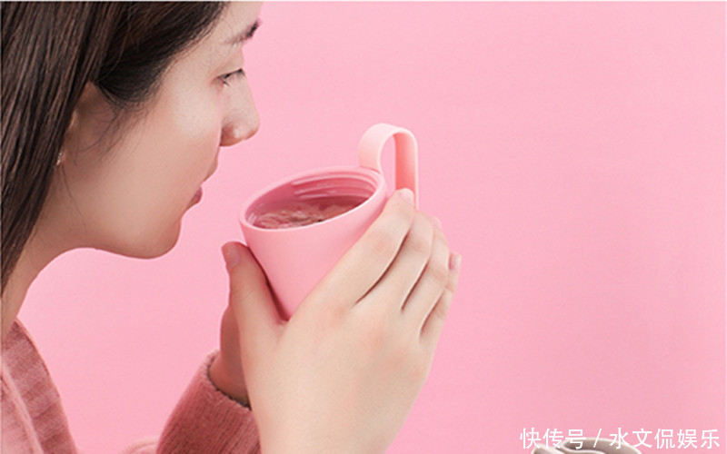 上升|女人睡觉时,床边经常放这些东西,颜值直线上升,素颜也能非常美