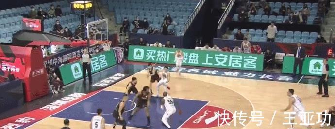 北京|CBA排名更新,北京37分大胜,浙江22分逆转,黑马被压哨绝杀跌第8