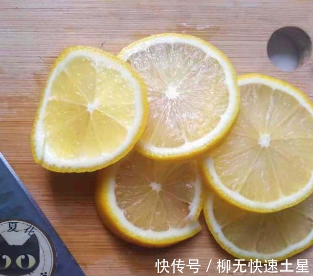 脆皮金桔|金桔柠檬绿茶,酸中带着甜,凉爽又解渴!