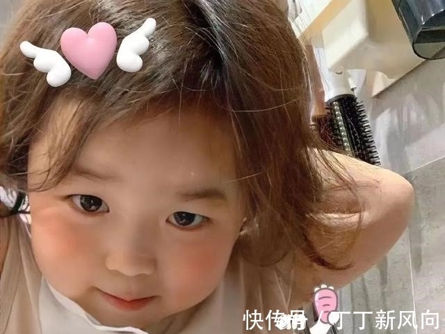 水钻|夏日漫画感透色美甲,色彩搭配很清爽,谁见谁不爱呢!