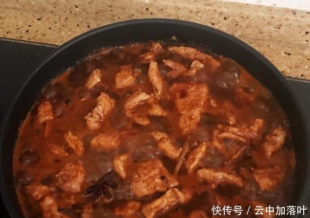 煮肉片的方法简单肉菜，味道却令人难忘