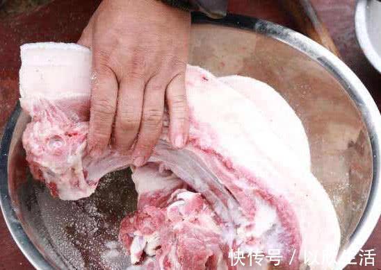 五花肉|腌腊肉，光抹盐还不够！再加这4样，腊肉喷香油润，腊味十足