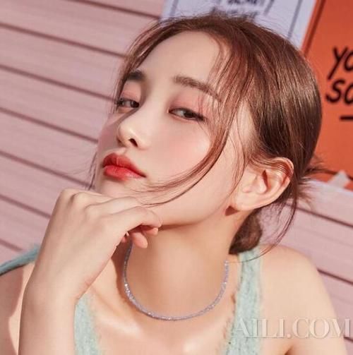 新手必学不花冤枉钱 眼影盘这么选不闲置