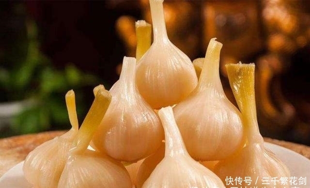 腌制|田坤道|从今天起,我要吃大蒜